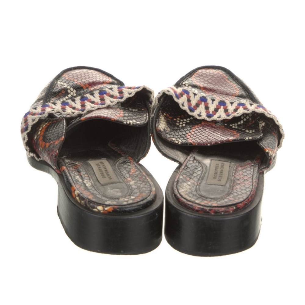 Dorothee Schumacher
Embossed Leather Printed Mules
Women's Size: 11 - Picture 4 of 5